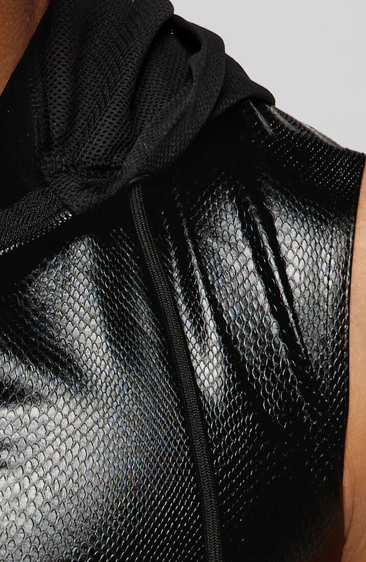 Wet look X snakeskin vest with hood - Impressive!