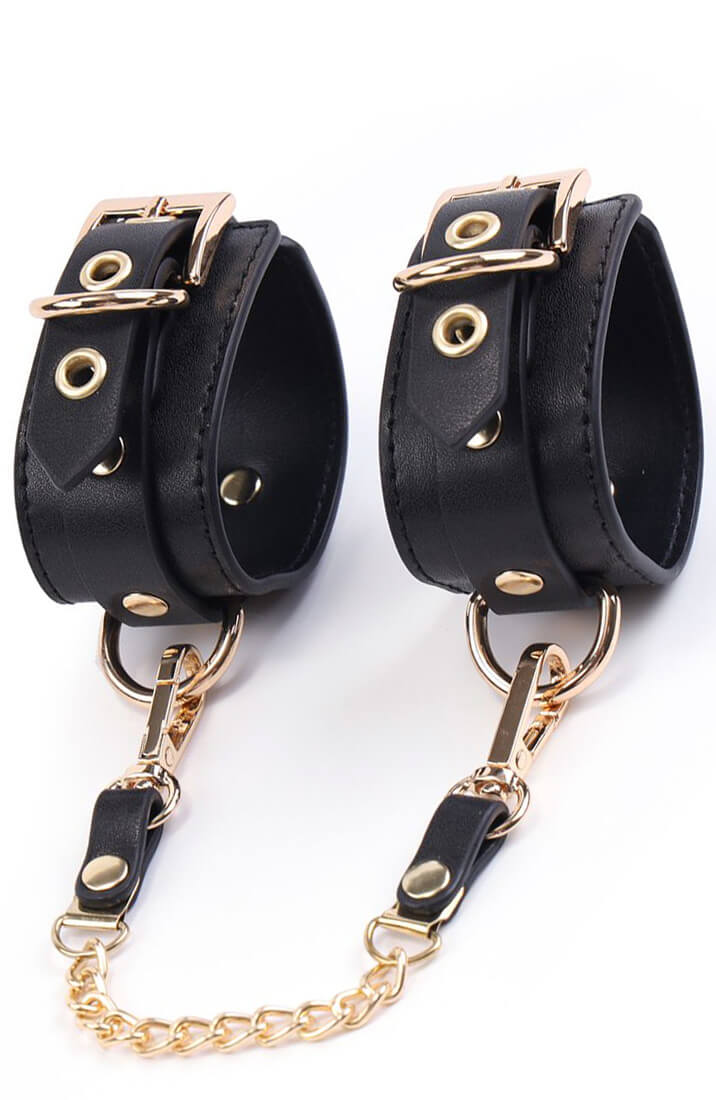 BDSM Deluxe 5 Item Kit - Black - wrist cuffs