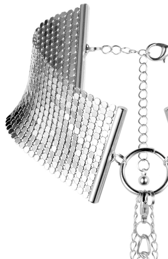 Silver metallic choker with silver body harness chain