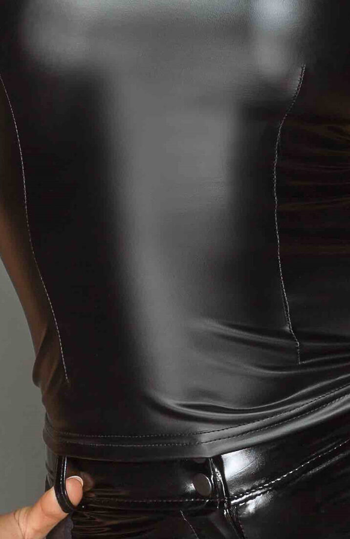 Black wet look top - Intractable