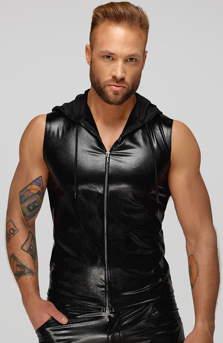 Wet look X snakeskin vest with hood - Impressive!