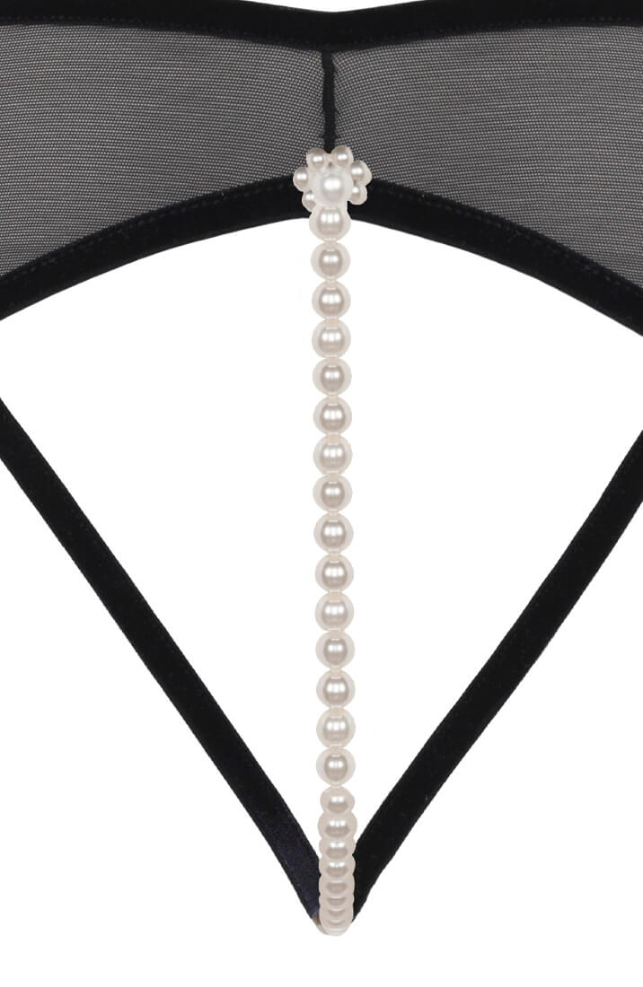 Black luxury G-string with stimulating pearl string and French Leavers lace