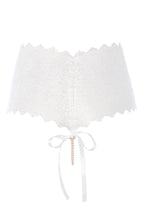 Load image into Gallery viewer, Ivory hipster panty with pearl string - Geneva Panty