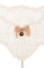 Load image into Gallery viewer, Ivory pearl string - Sydney Single